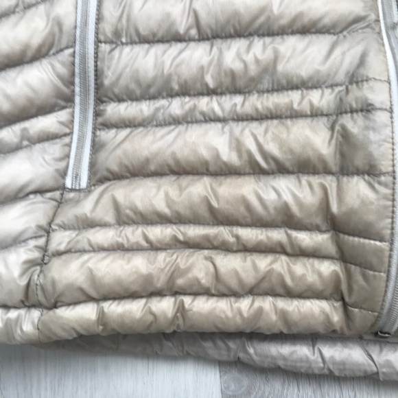 Patagonia Nano Down Filled Puff Jacket Taupe Gray Womens Medium - Picture 10 of 13